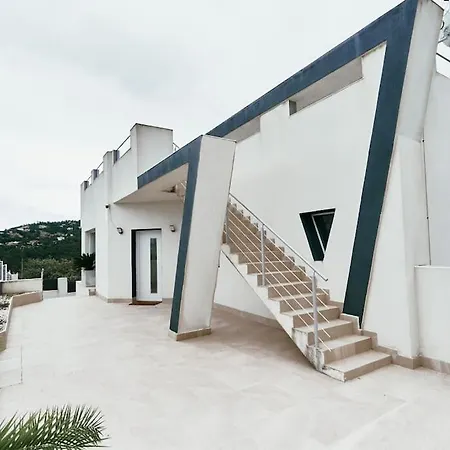 Villa De